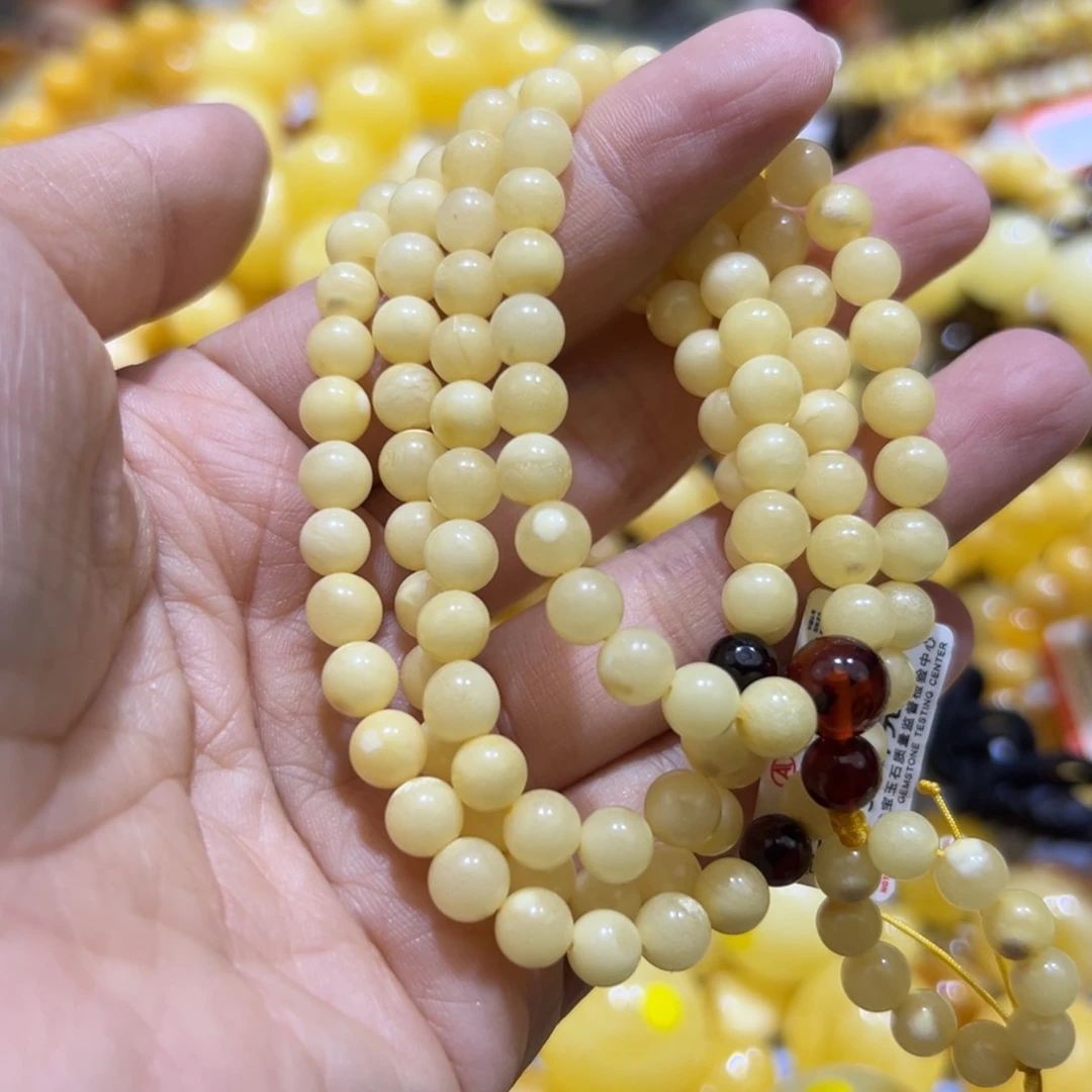琥珀珠宝奇石未镶嵌