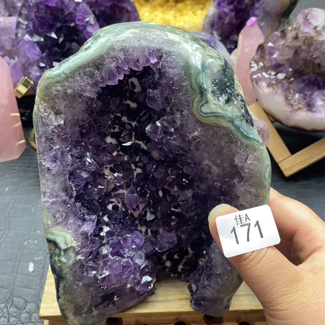 未镶嵌大型摆件（非配饰）紫晶