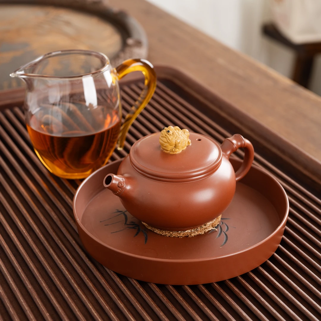 『竹韵金蟾壶』坭兴陶茶壶黄泥堆雕多网孔实用茶壶约200毫升