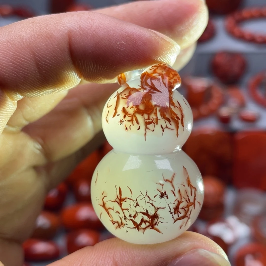 南红玛瑙未镶嵌珠宝奇石吊坠