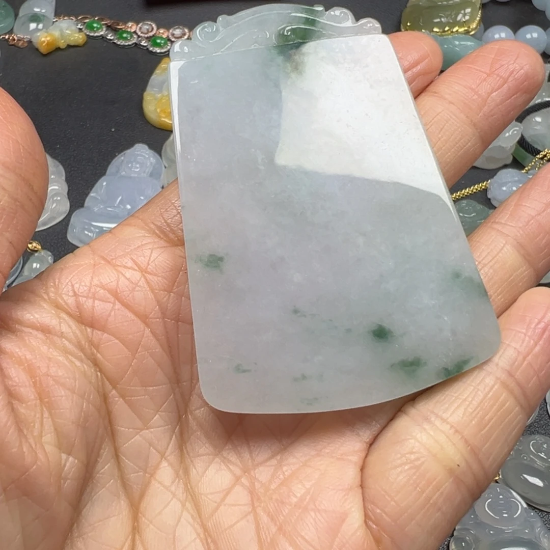 翡翠未镶嵌颈饰无事牌