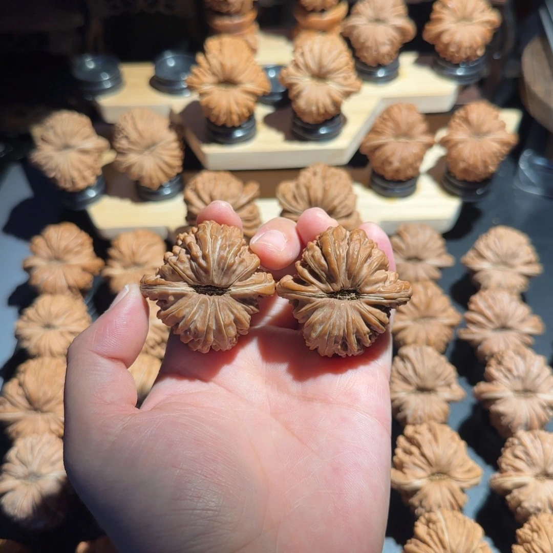 吉***意核桃42全品白茬拱桥楼精品
