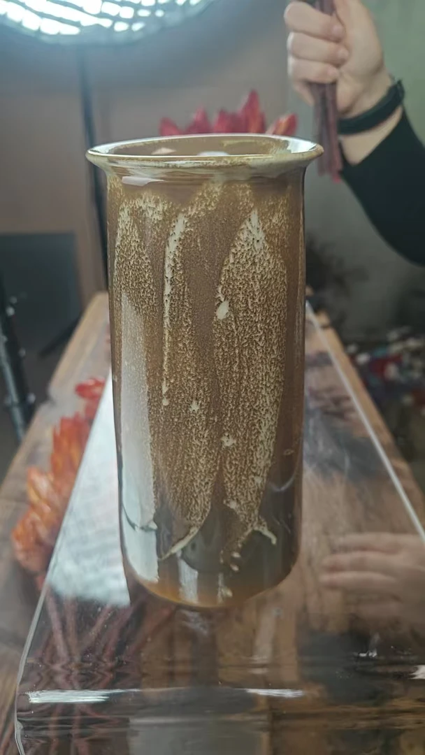 （云野花卉）素陶沉影花瓶*1个