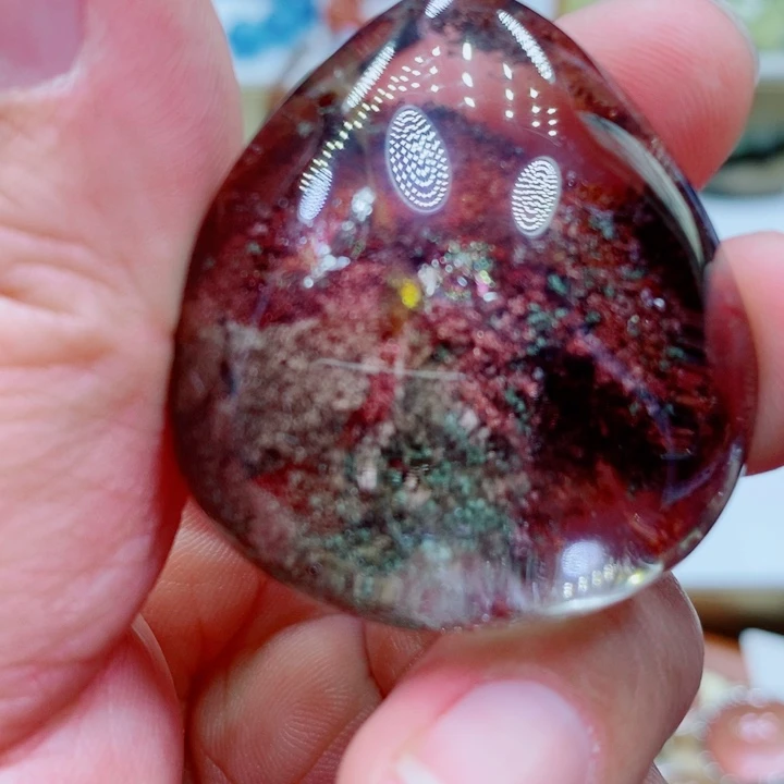 水晶戒指未镶嵌上***?水晶