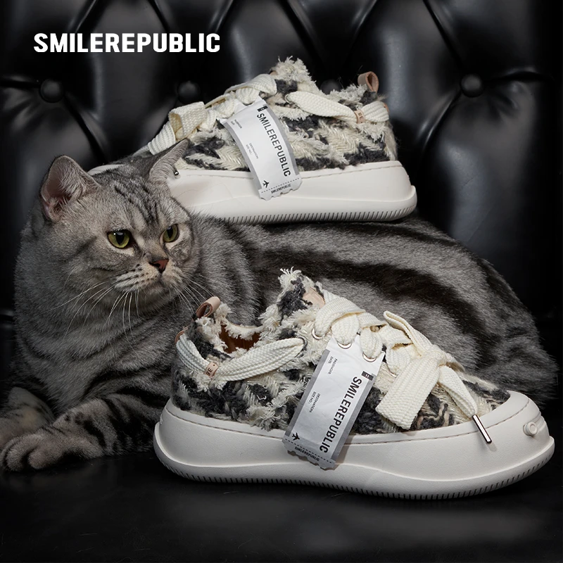 SMILEREPUBLIC黑白拼色人字粗纹低帮可替换开口笑阔腿裤必备鞋