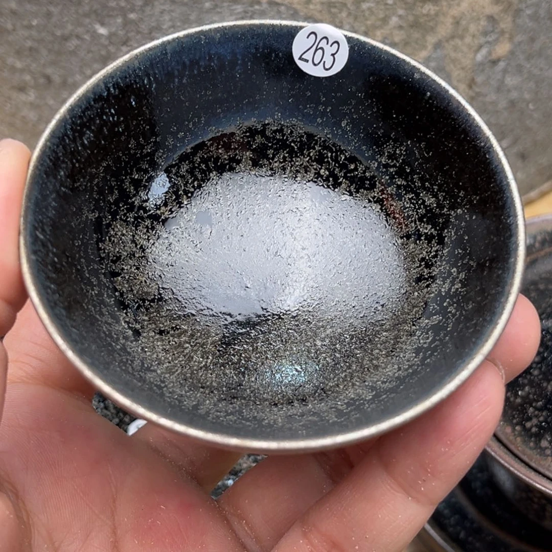 茶盏义兴龙窑坚持真柴烧