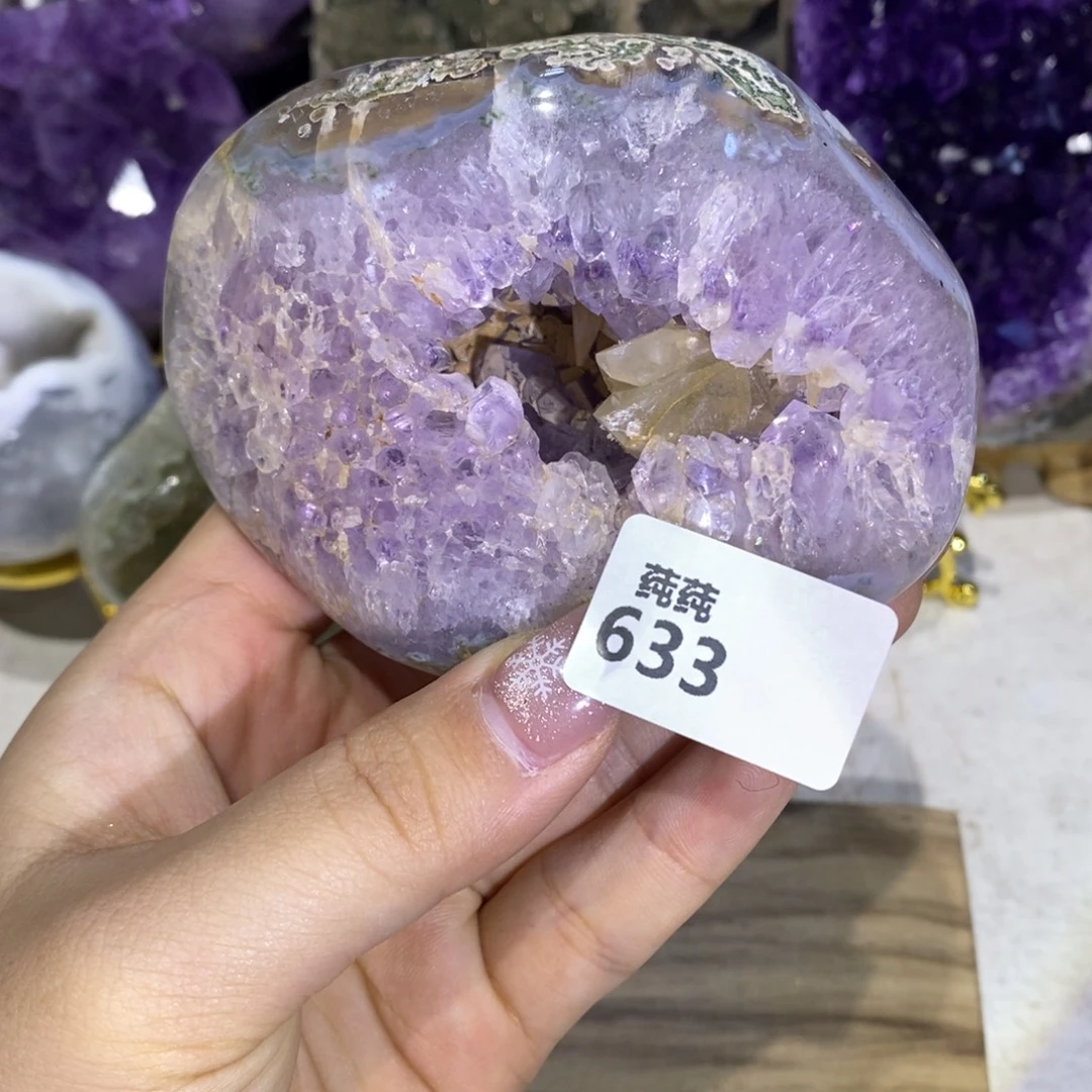 大型摆件（非配饰）紫晶未镶嵌全抛窝窝方解石