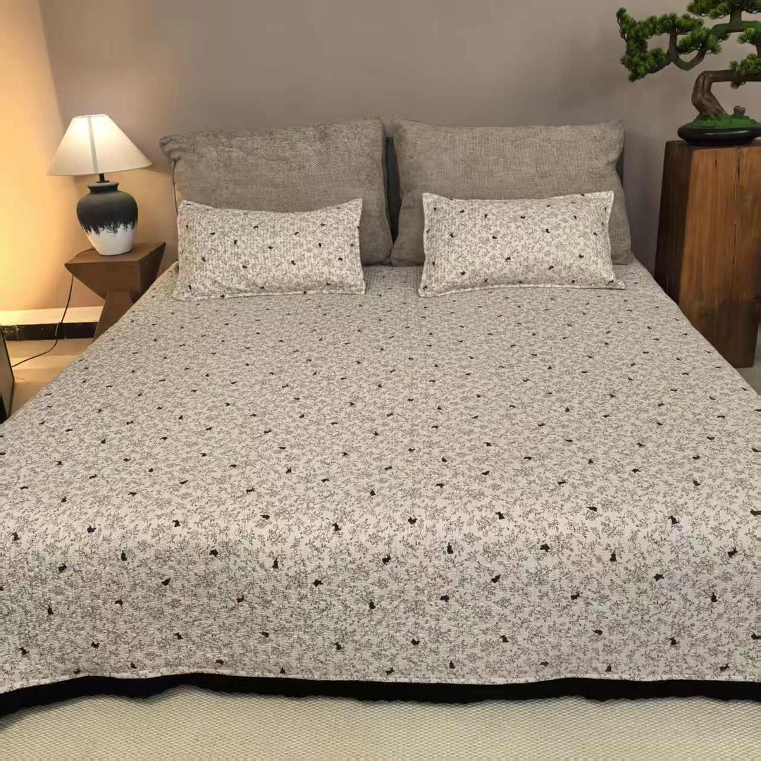 【花边-晚风兔】2025新款四季亲肤柔软防滑床盖透气舒适家用卧室