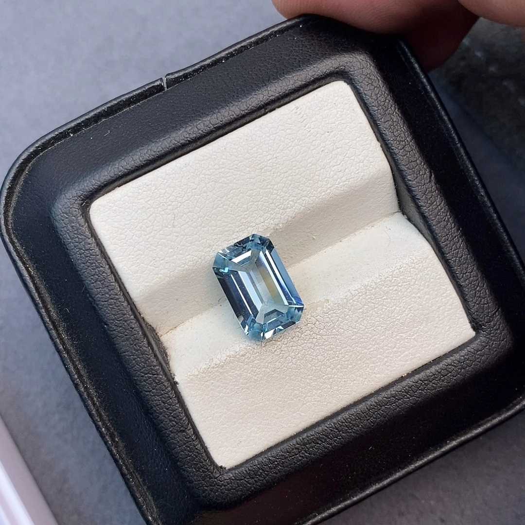 笔搁海蓝宝石未镶嵌3.6ct