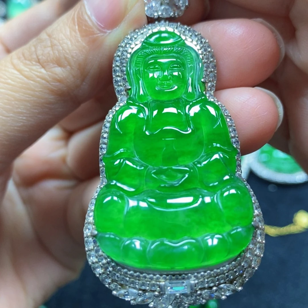 翡翠颈饰银S925镶嵌天然翡翠