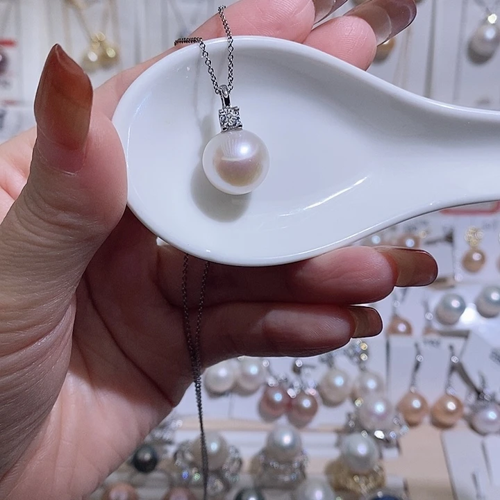 银S925镶嵌淡水珍珠吊坠(赠链)w12.7