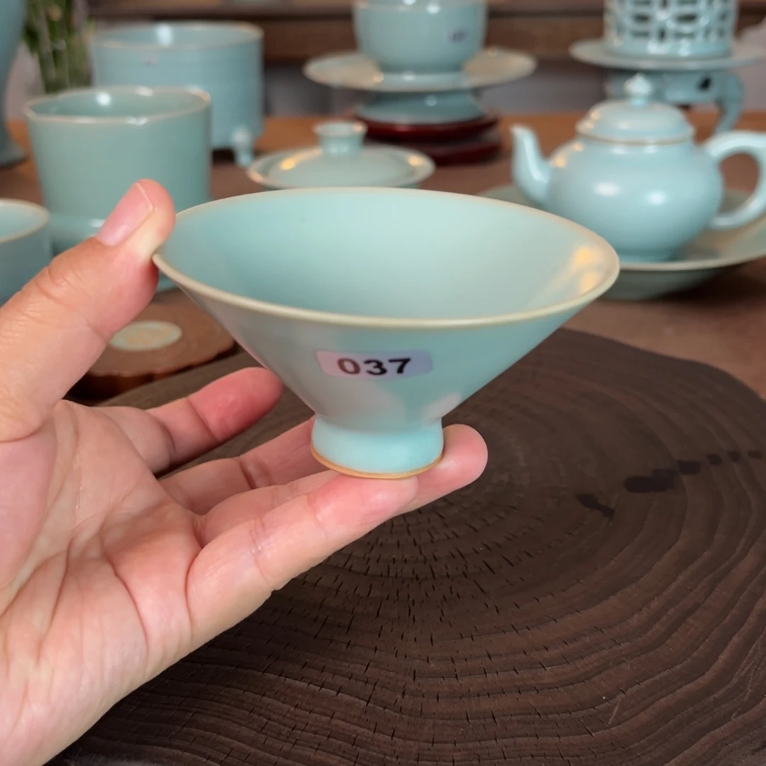 微瑕037原矿汝官窑作品