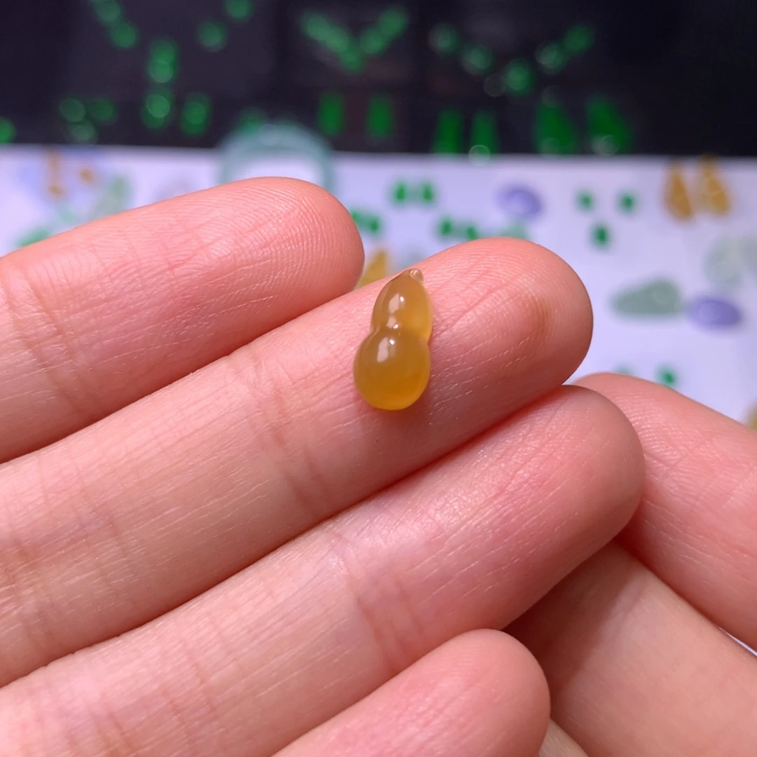 翡翠未镶嵌颈饰翡翠葫芦