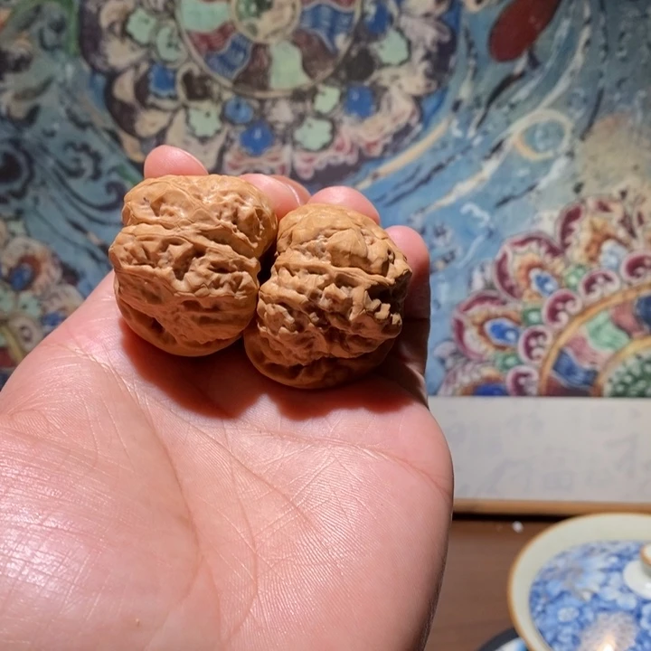 叫***李核桃文玩核桃延庆蛤蟆