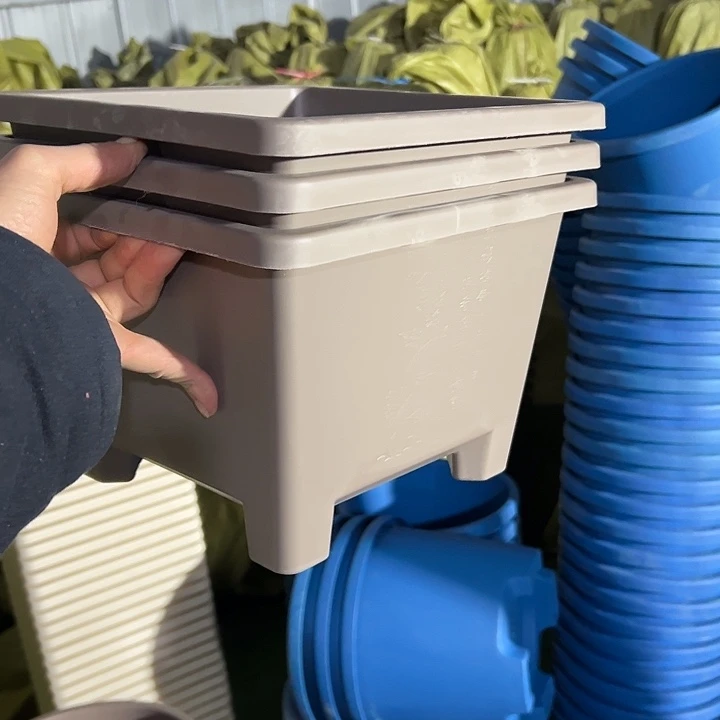 咖色方球根26外径19高3个盆