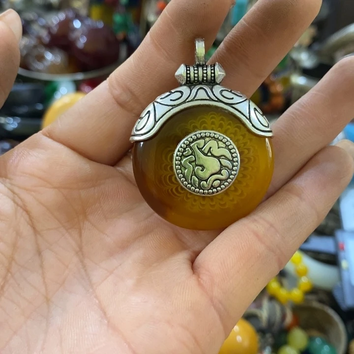 宫廷影视老旧工艺摆件