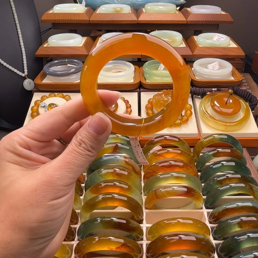 蛇纹石玉未镶嵌手镯54