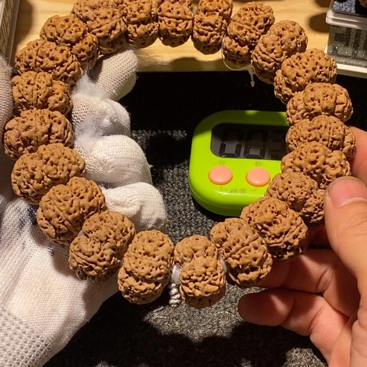 金刚菩提吊坠28加毕业货无黄甲板