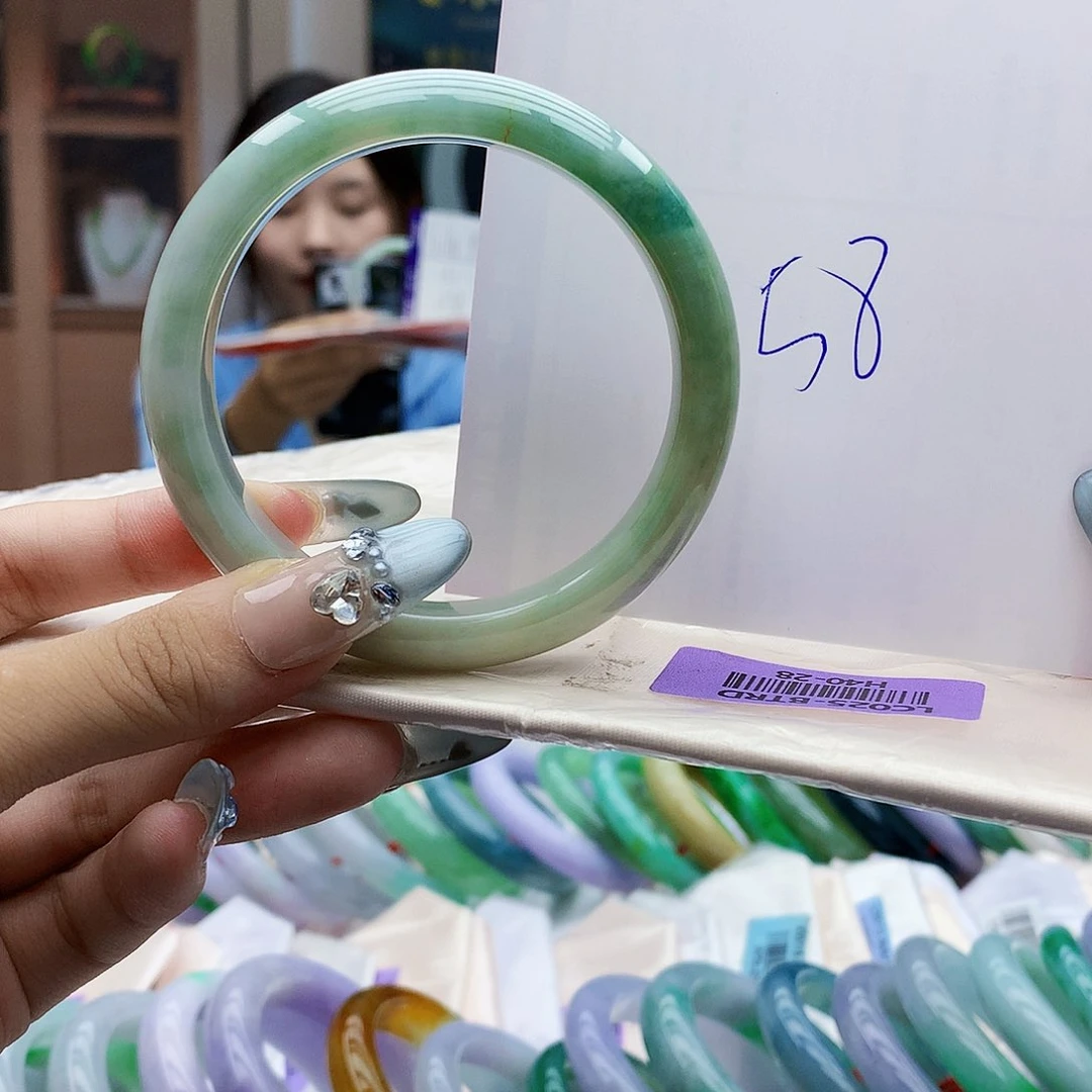 翡翠手镯未镶嵌f