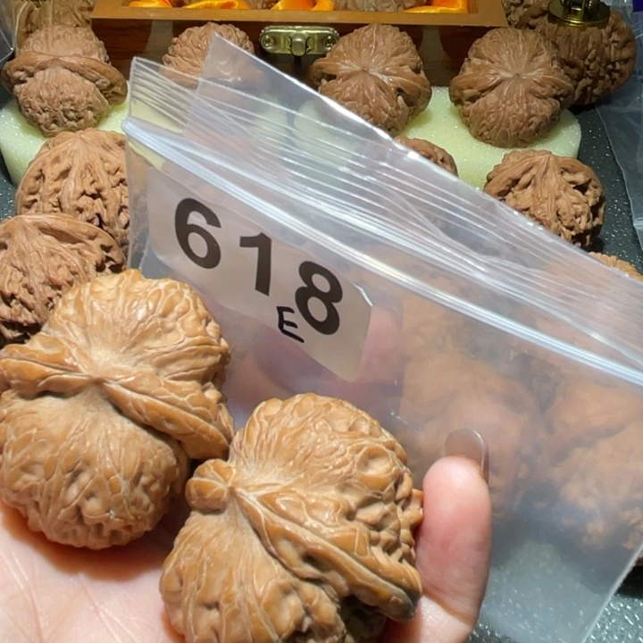 亮***亮把件文玩核桃元宝41