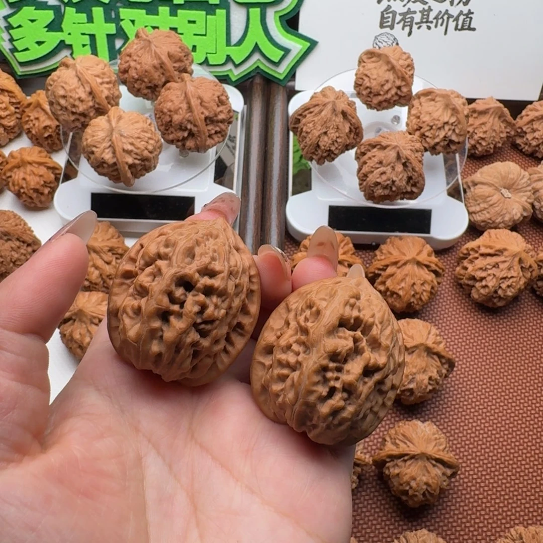 文玩核桃吊坠38+全品凤凰台轻微磕尖
