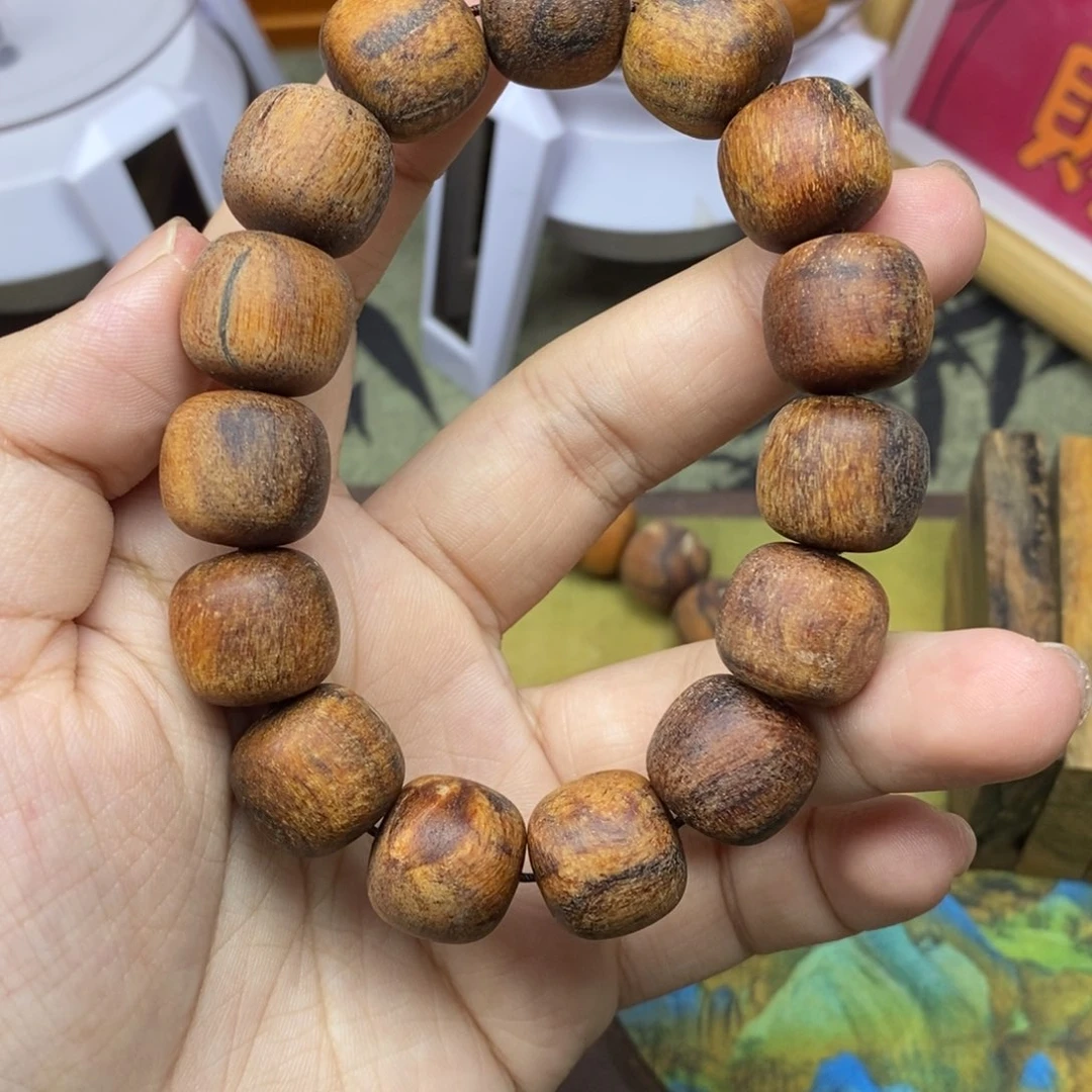 贡木一****言贡木手串1.5*1.6手链