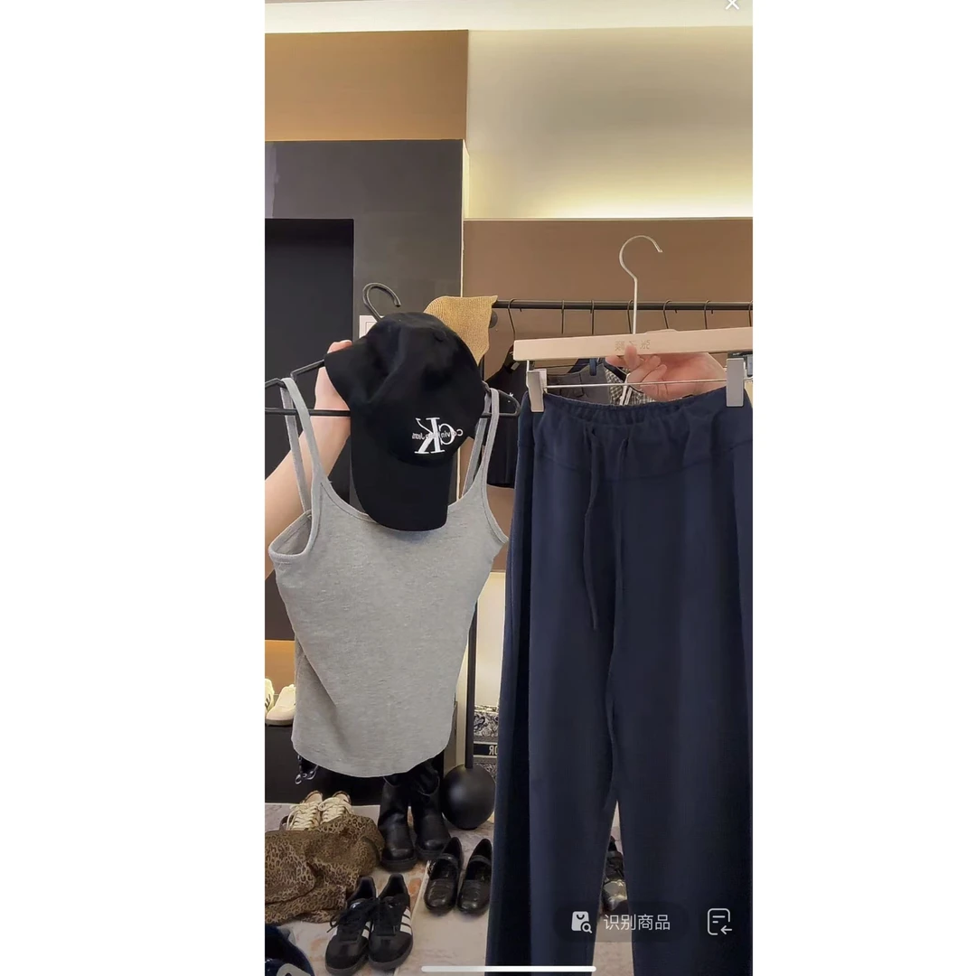 【舒适感】基础修身显瘦弹力打底吊带（带胸垫 不可拆）★