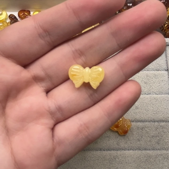 裸石琥珀未镶嵌阿**巴天然蜜蜡配件