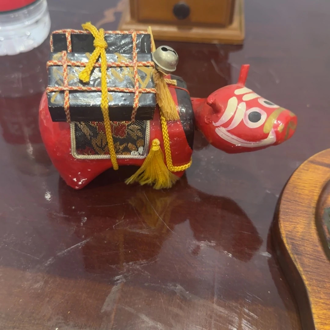 灰色的小裙子的衣服都