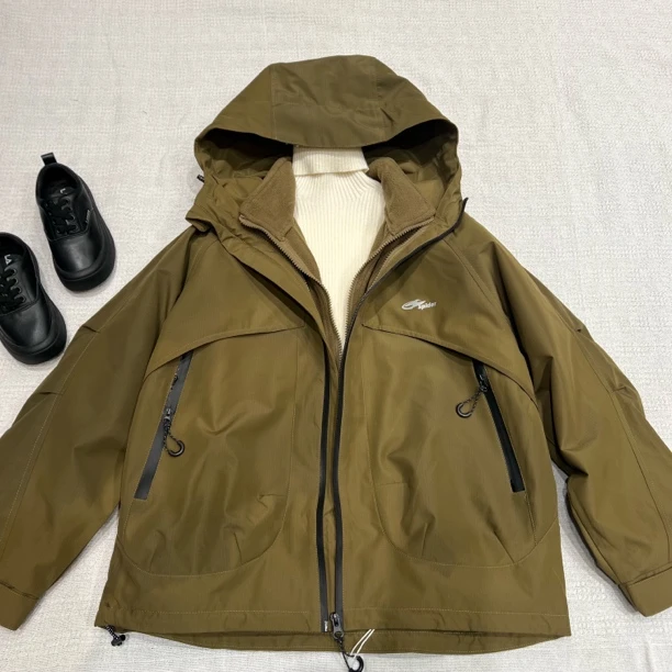 11713高端潮流时尚百搭可脱卸冲锋衣休闲外套C区