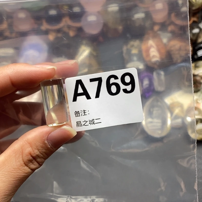 【闪购商品】水晶吊坠精品未镶嵌H****y