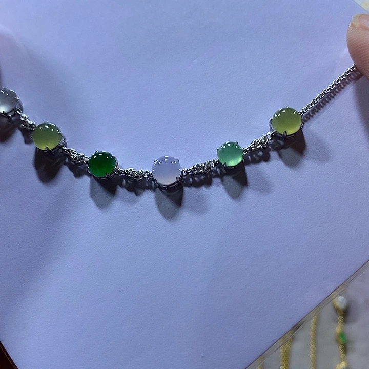 吊坠(不含链)18K金镶嵌翡翠手链