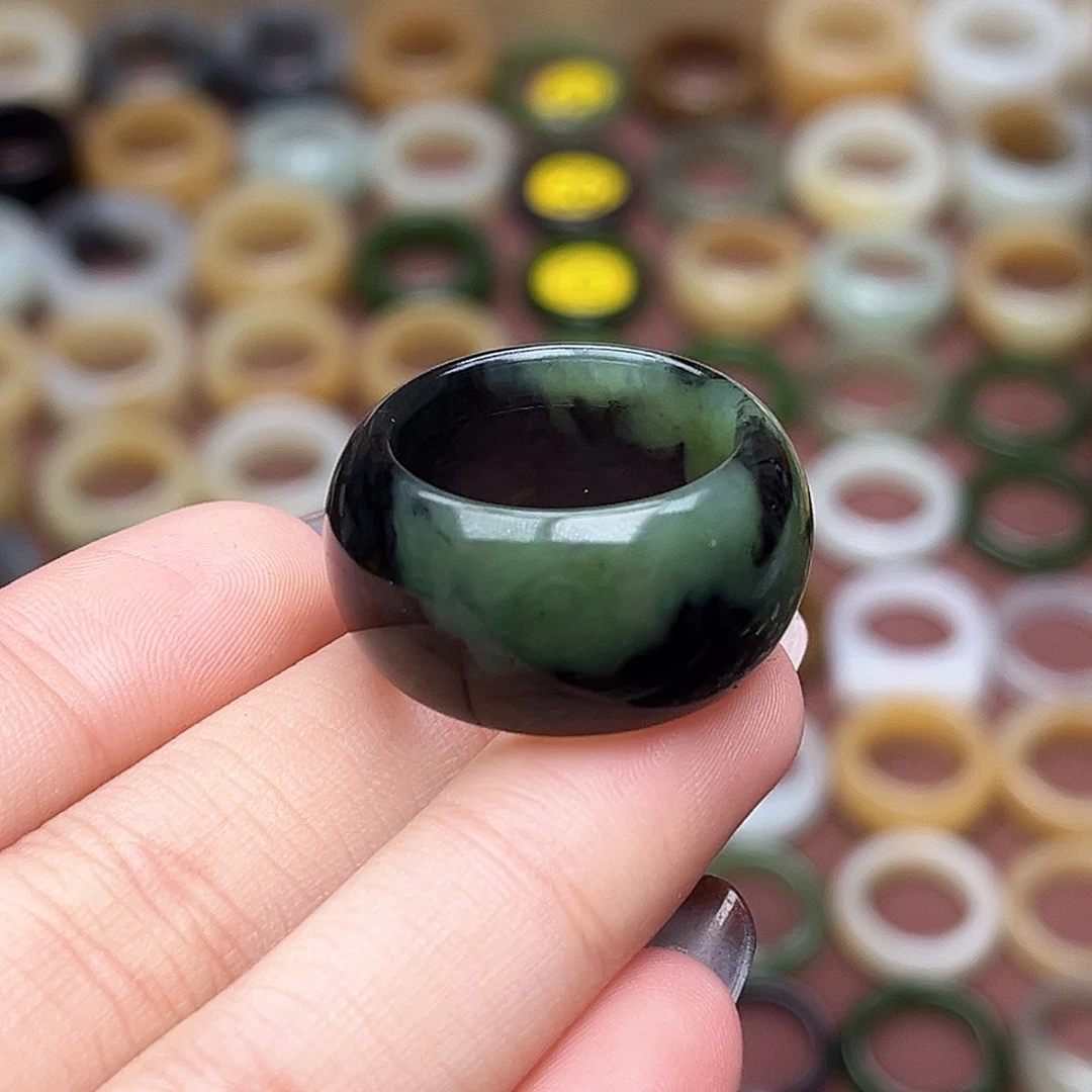 和田玉未镶嵌戒指18.6且末青花新品