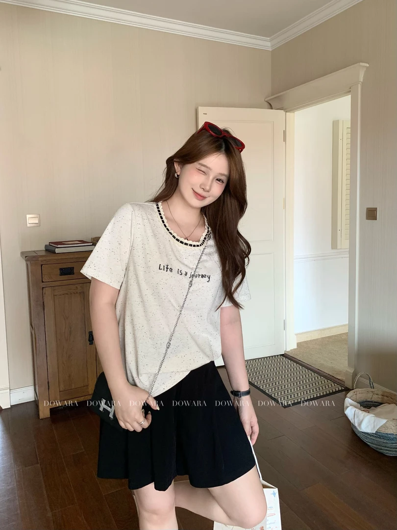 现货9288X大婉酱肉肉微胖定制【春趣T】蕾丝拼接绣花设计短袖上衣