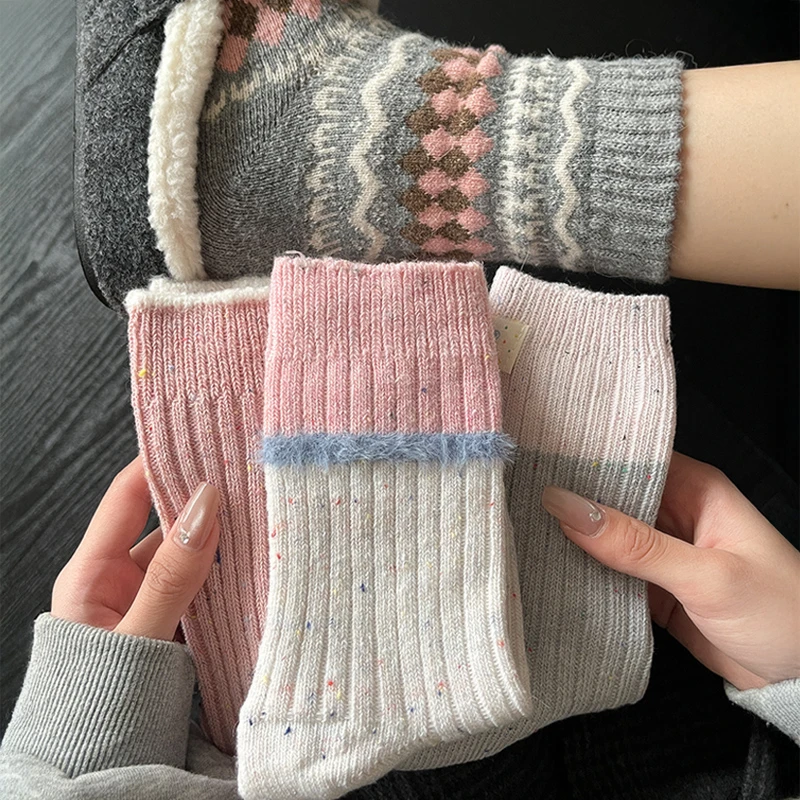堆堆袜2025秋冬新款保暖加厚袜子女款百搭休闲复古简约拼色中筒袜