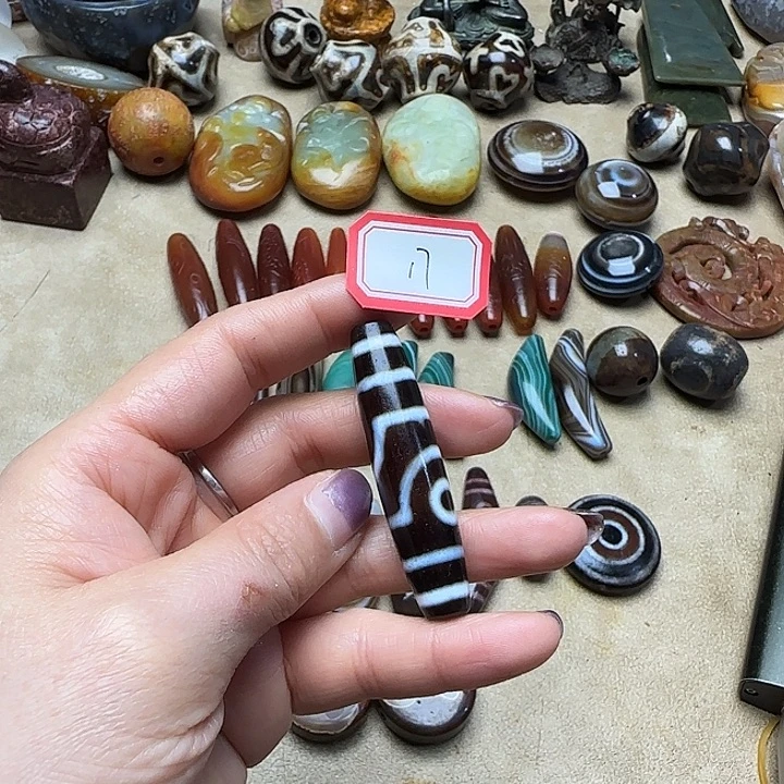 玛瑙/玉髓未镶嵌珠宝半成品17