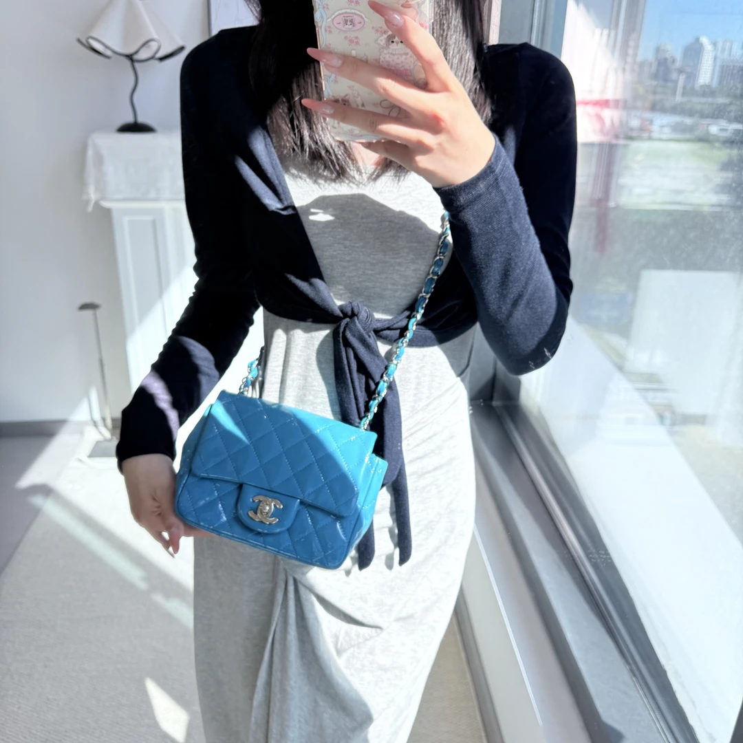 95新 Chanel/香奈儿 chanel湖水蓝方胖子银扣斜挎包