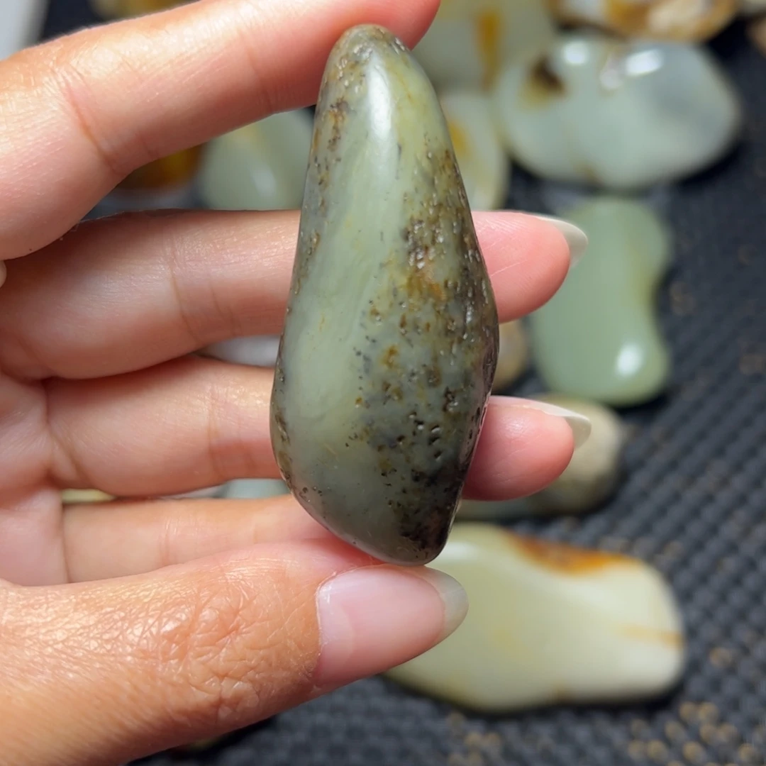 未镶嵌和田玉挂件A39
