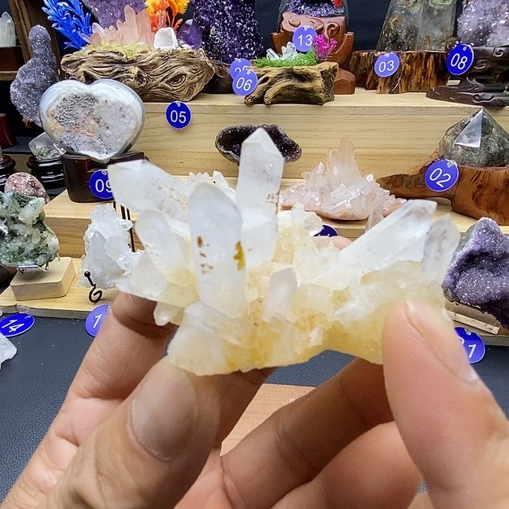 石材天然水晶簇摆件