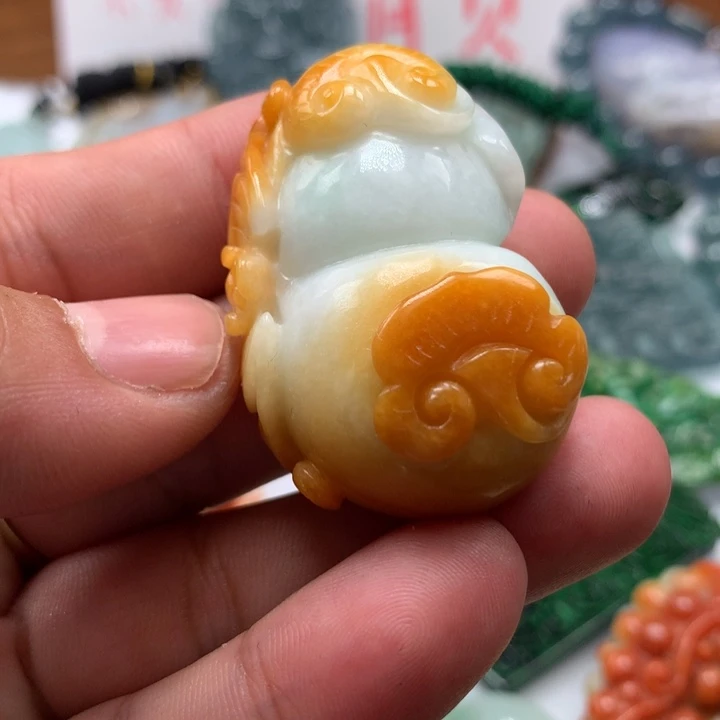 翡翠颈饰未镶嵌保真天然a货翡翠