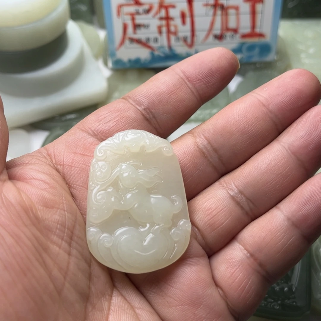 七****定制和田玉精品兔子