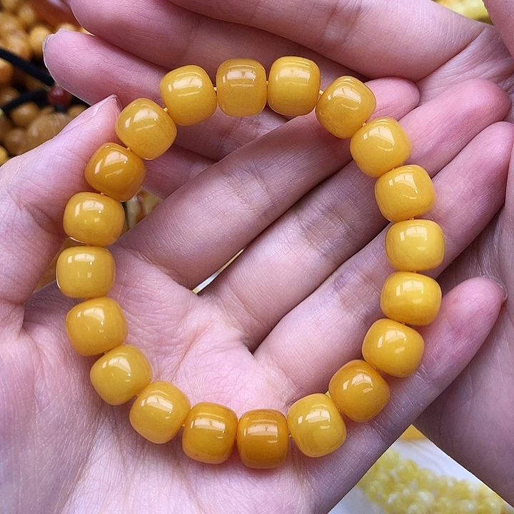 蜜蜡未镶嵌珠宝奇石