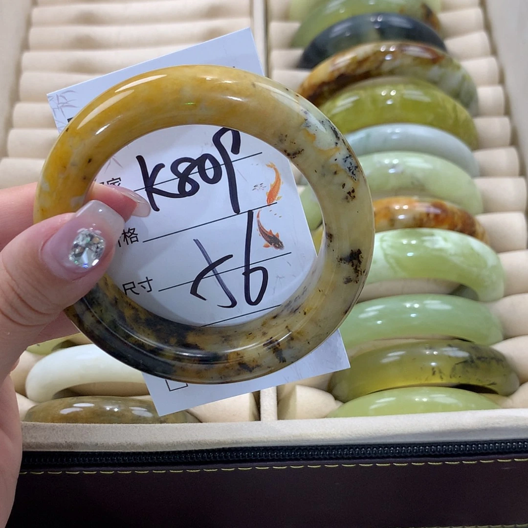 【闪购商品】未镶嵌蛇纹石玉手镯