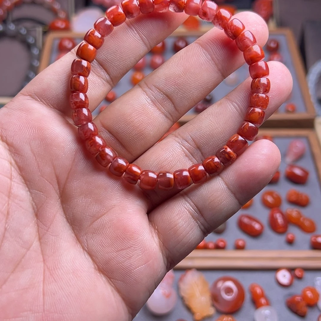 南红玛瑙未镶嵌珠宝奇石