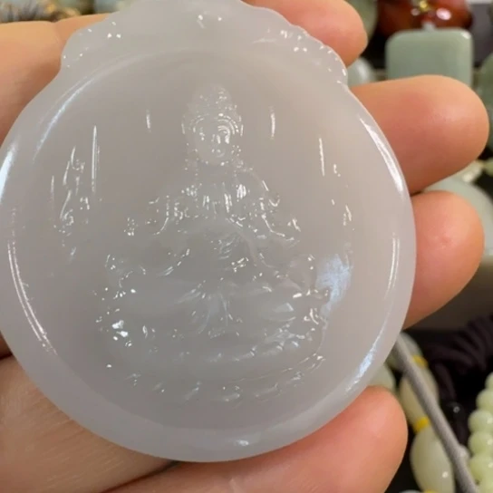 和田玉（糖玉）未镶嵌颈饰