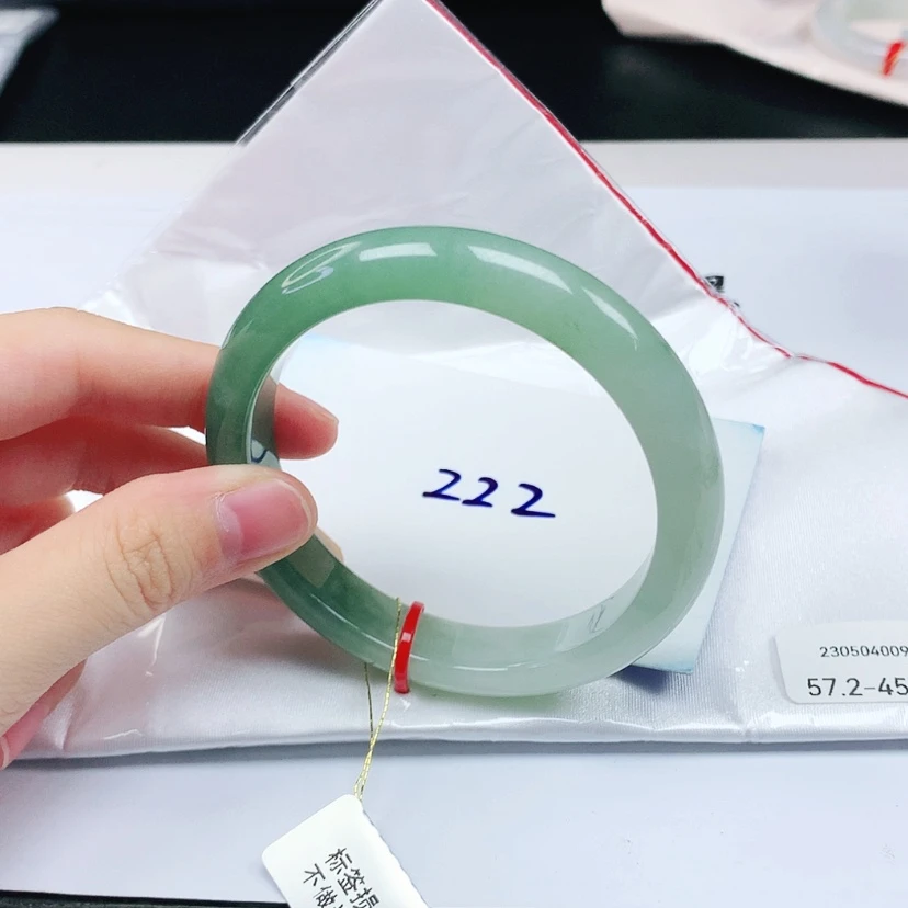 【闪购商品】翡翠手镯未镶嵌缅甸天然a货手镯57+