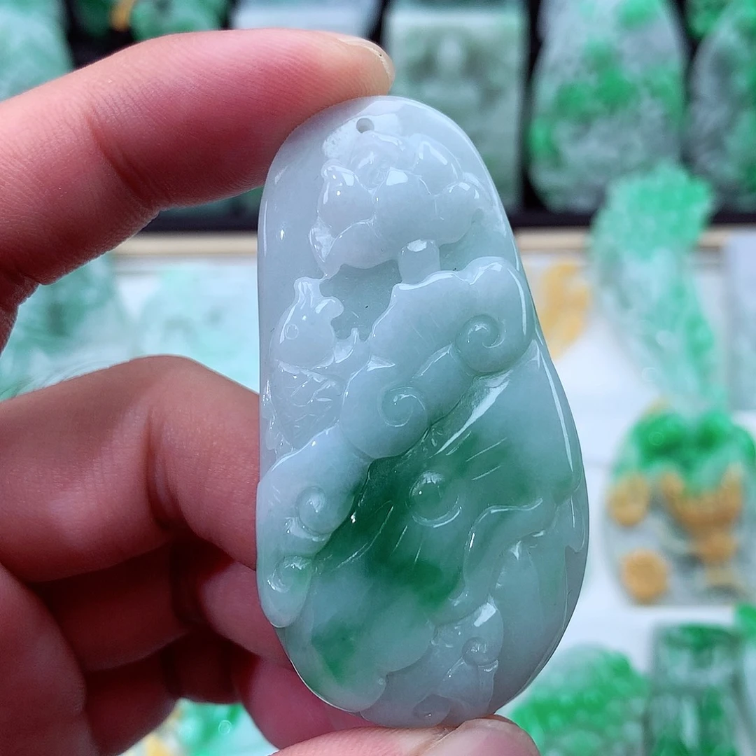 翡翠未镶嵌颈饰翡翠吊坠