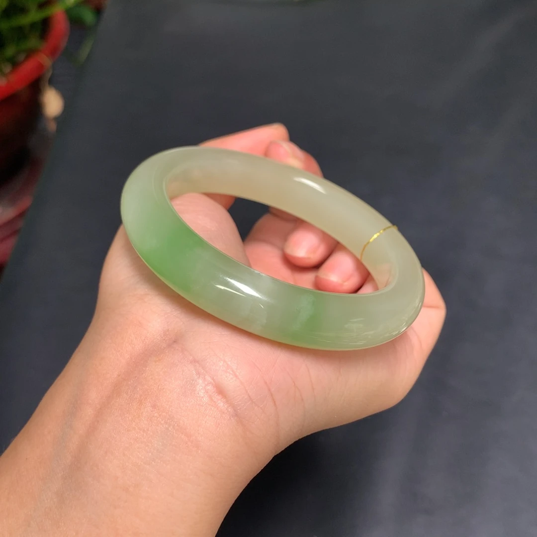 未镶嵌手镯和田玉58
