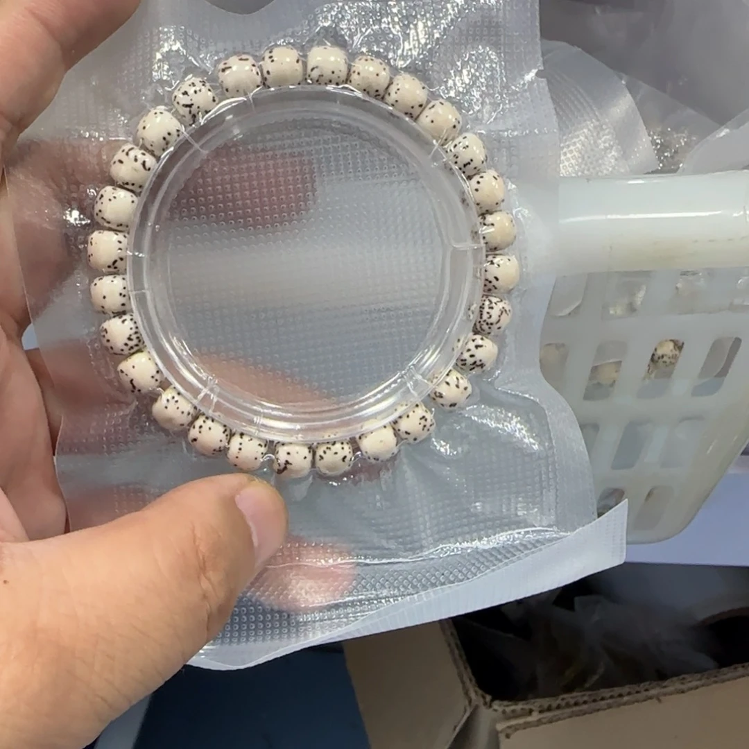 白玉菩提手串白色536