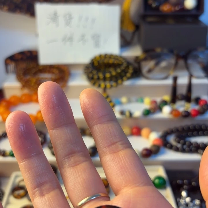 我***说有机玻璃戒指子子子子